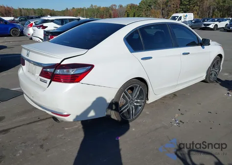 2017 Honda Accord Sport Se z USA, uszkodzony, nr VIN 1HGCR2F11HA305934